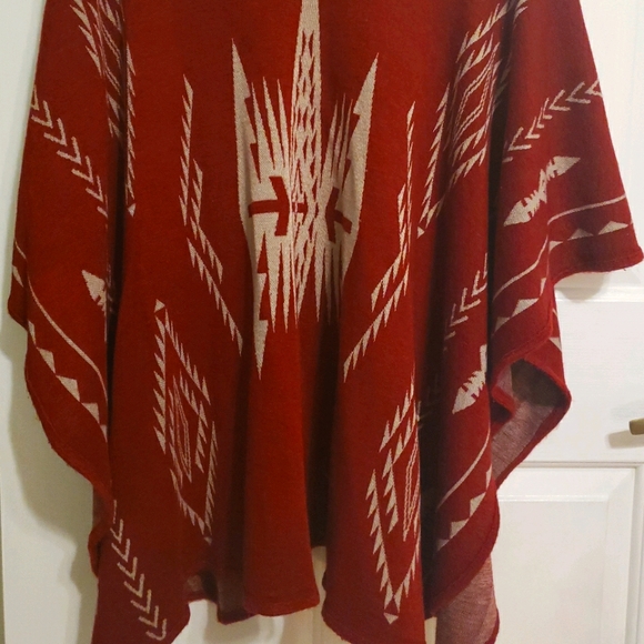 FRANCESCA'S SHRUG CARDIGAN - Picture 2 of 2